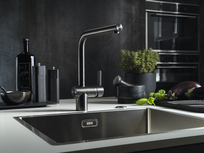 Franke Atlas Neo Sensor Industrial Black Keukenkraan Uittrekbare Uitloop - Afbeelding 5